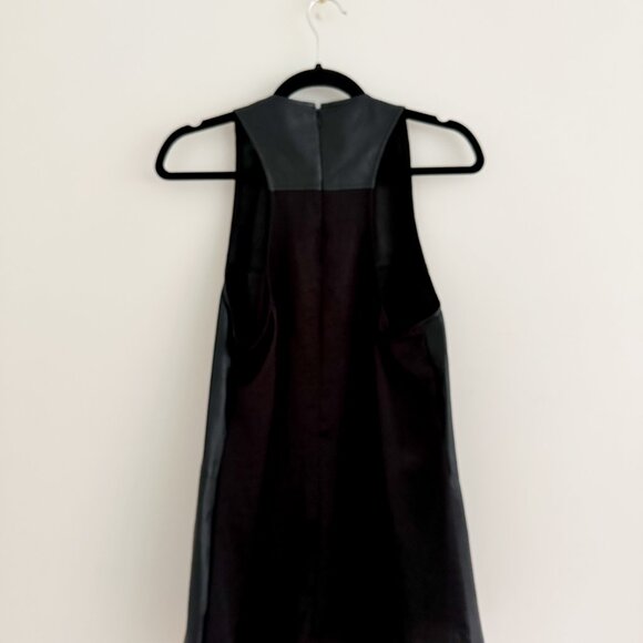 RUDSAK - Canadian Company - A-Line Leather/Fabric Sleeveless Top - L - Picture 3 of 6